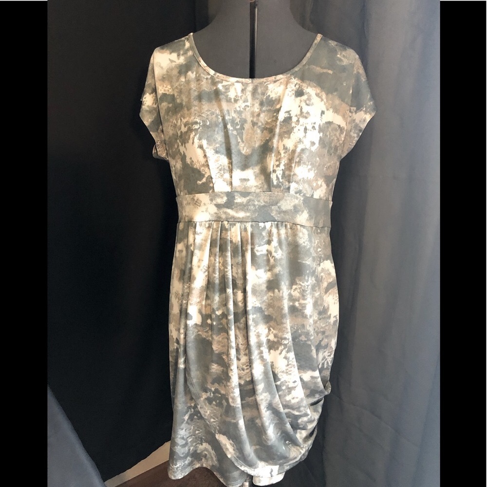 3/$20💕Multi shades of gray mini dress with side gather